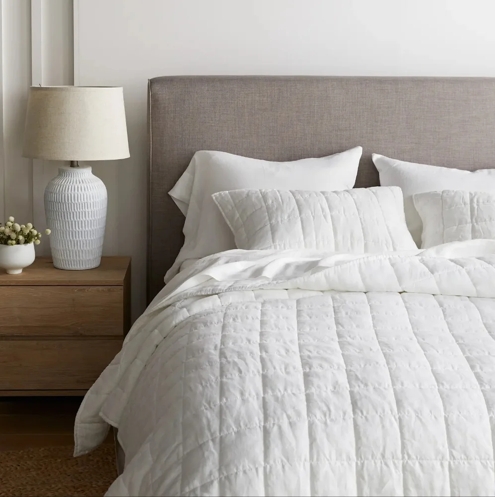 European Linen Box Quilt In White Full/Queen